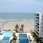 Rentaelite 2 Bedroom Ocean Front