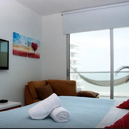 Rentaelite  2 Bedroom Ocean Front *